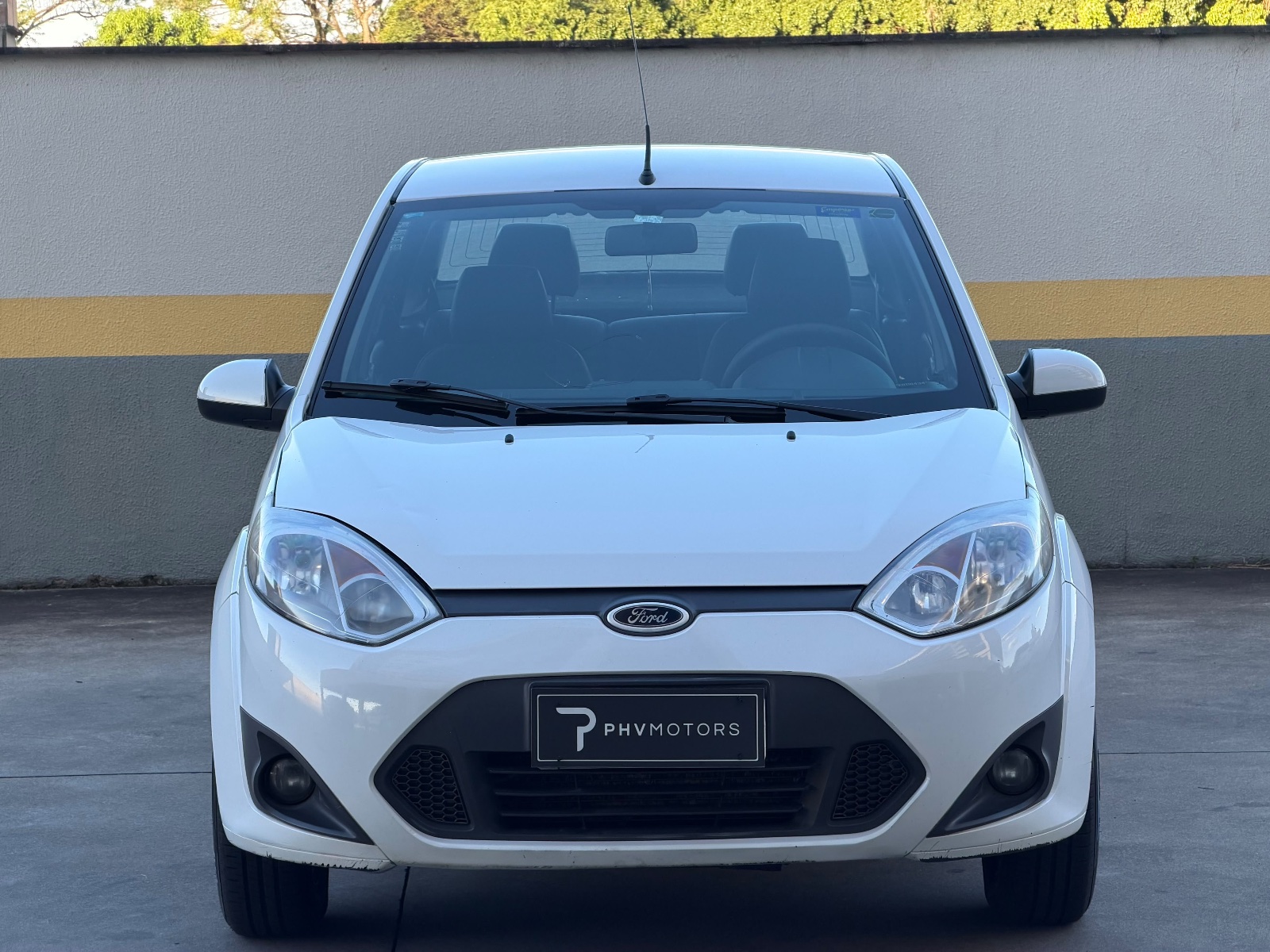 Ford Fiesta Sedan SE 1.6 8V Flex 4p, foto 2 de 14