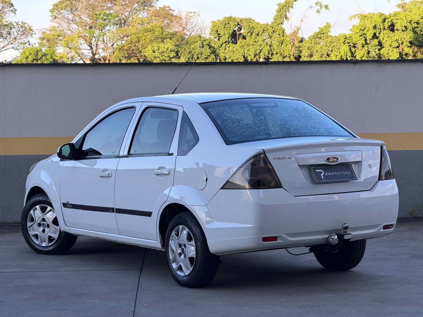 Ford Fiesta Sedan SE 1.6 8V Flex 4p, foto 6 de 14