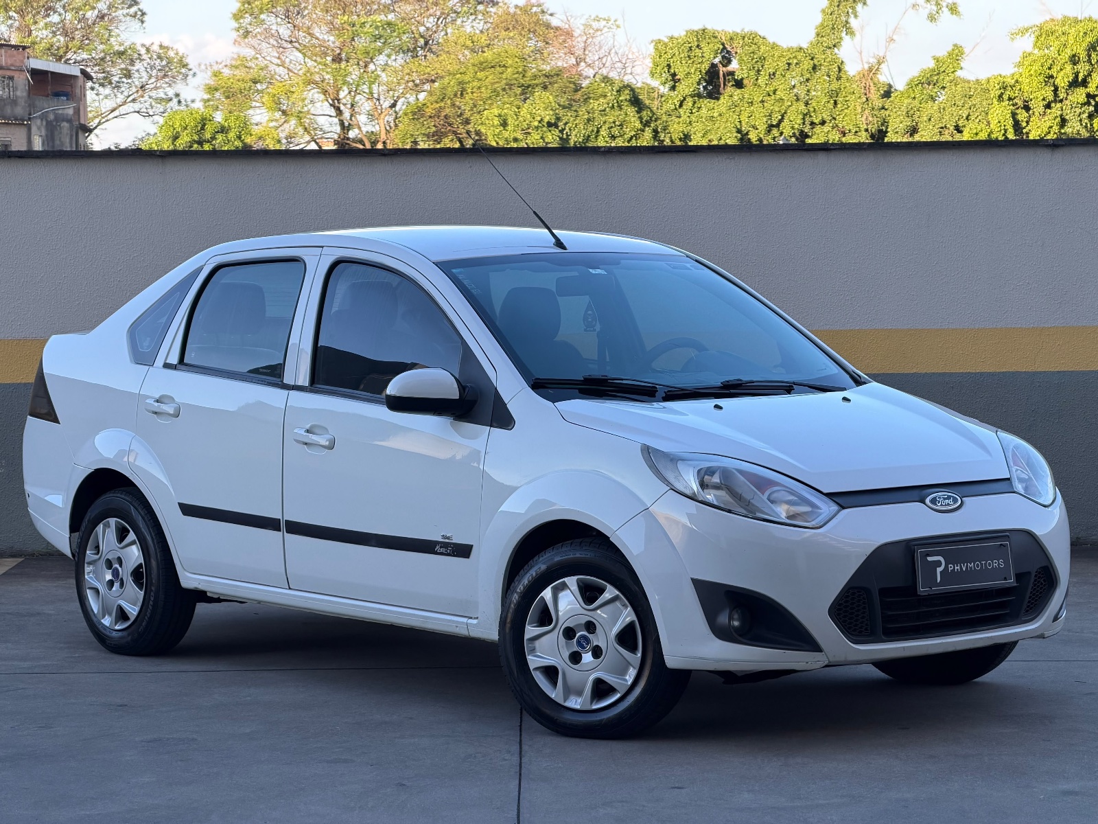 Ford Fiesta Sedan SE 1.6 8V Flex 4p, foto 5 de 14