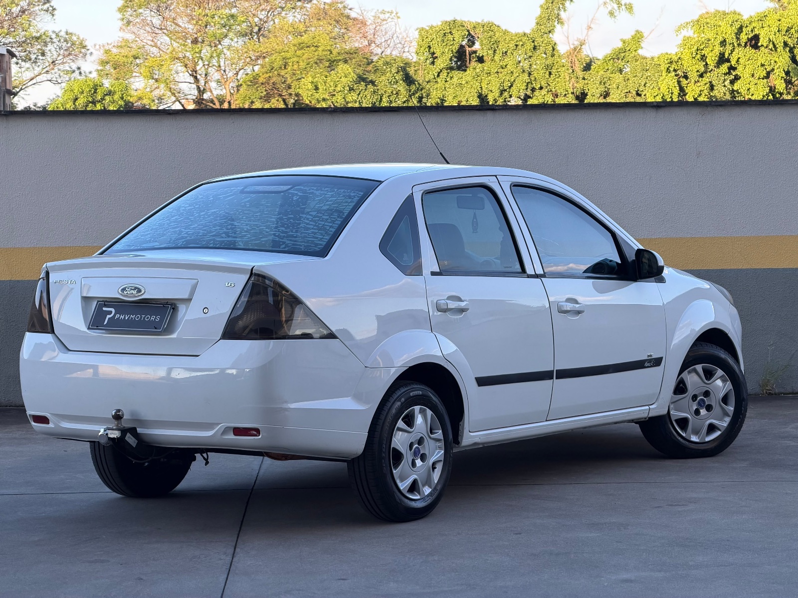 Ford Fiesta Sedan SE 1.6 8V Flex 4p, foto 4 de 14