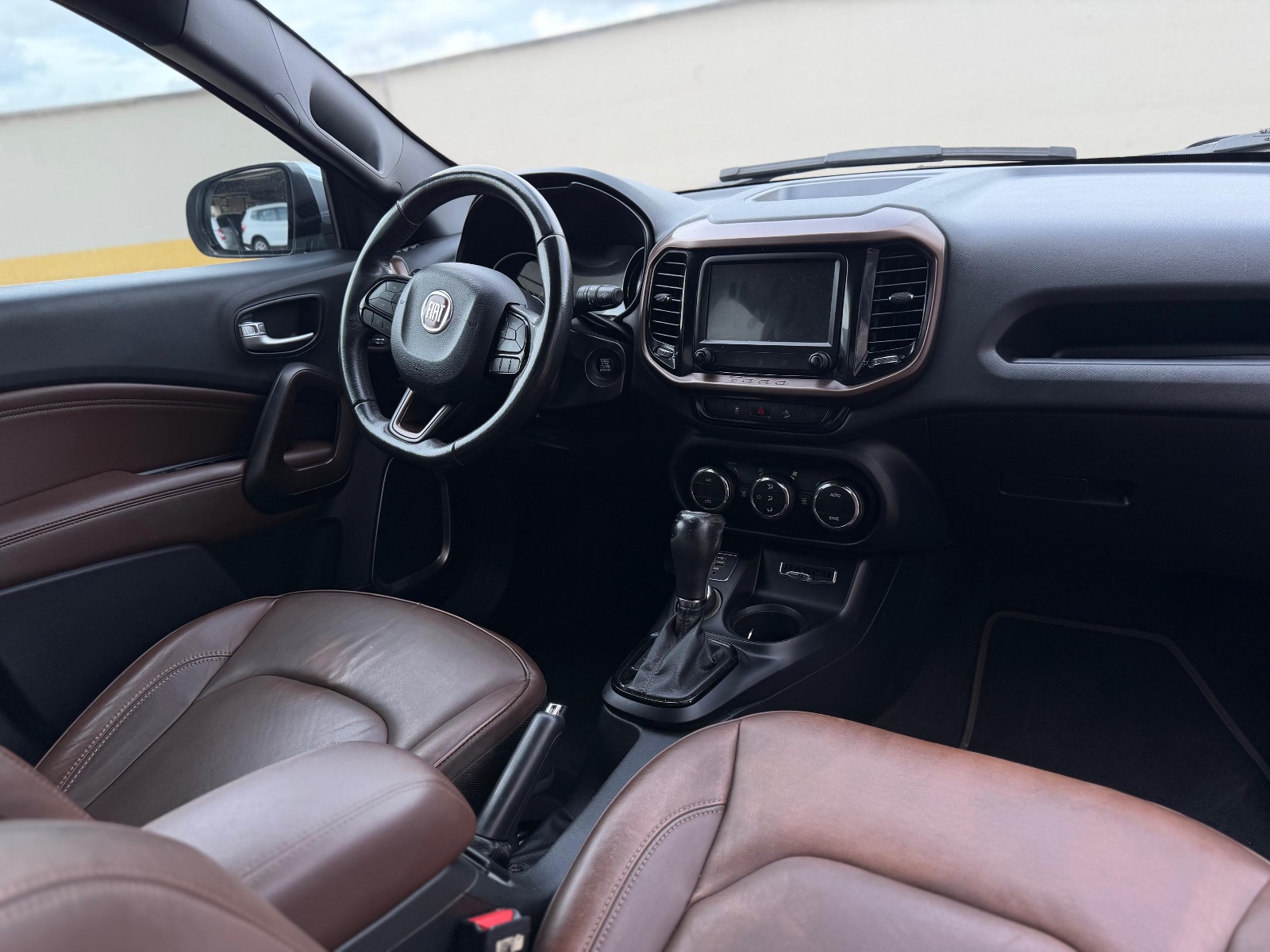 Fiat Toro Ranch 2.0 16V 4x4 TB Diesel Aut., foto 8 de 11