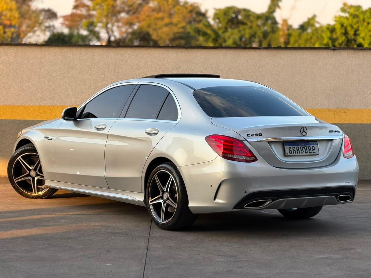 Mercedes-Benz C-250 Sport 2.0 16V 211cv Aut., foto 7 de 15