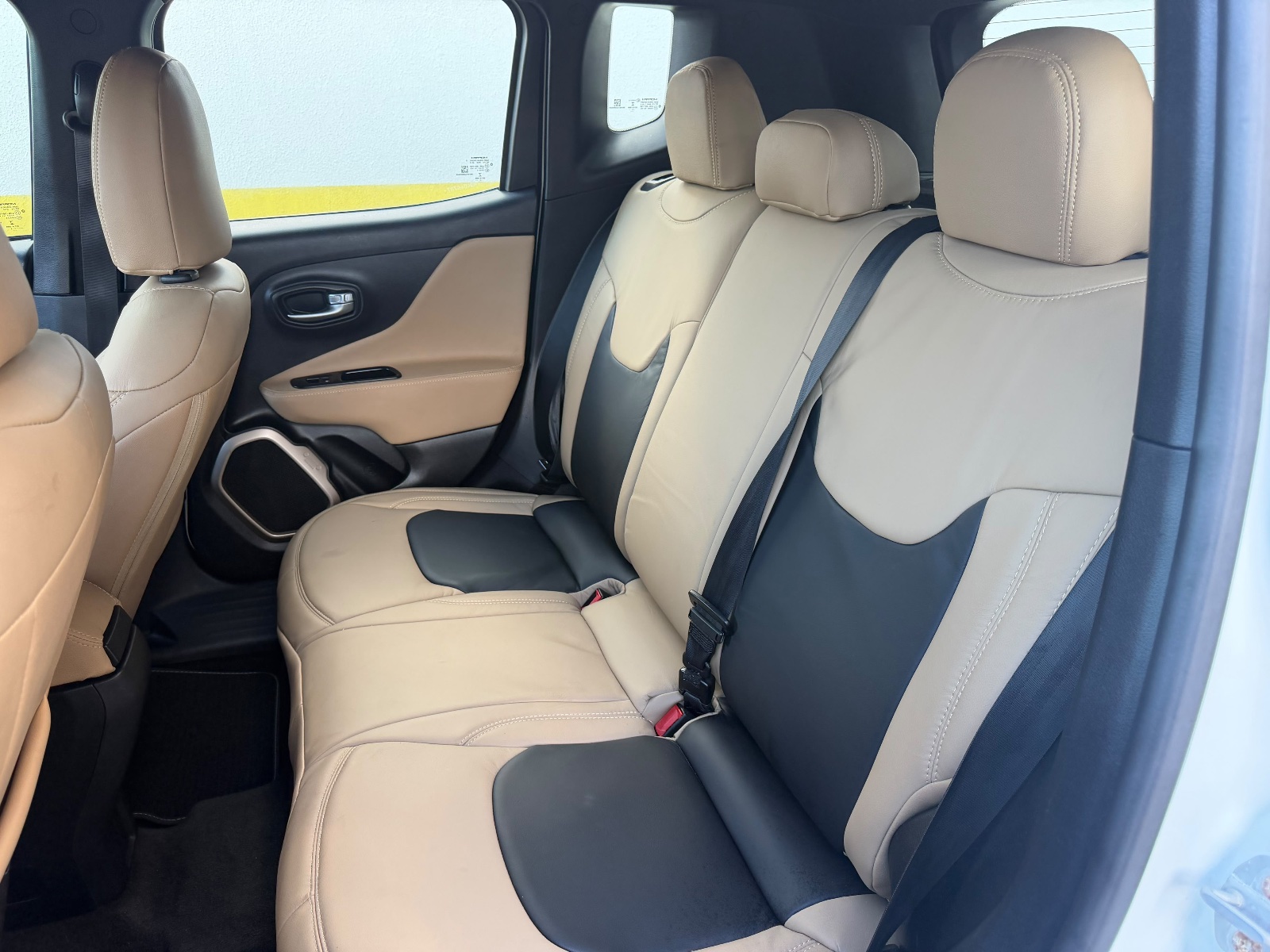 Jeep Renegade Sport 1.8 4x2 Flex 16V Mec., foto 11 de 16