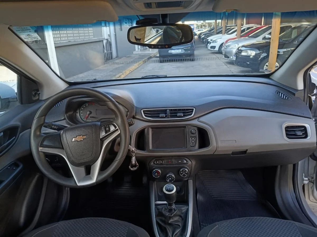 Chevrolet ONIX 1.0 LT, foto 4 de 6