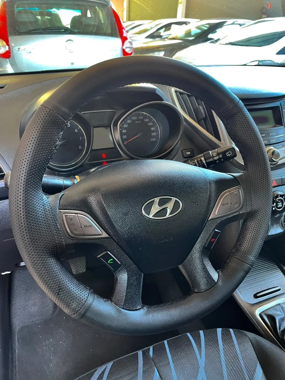 Hyundai HB20S 1.0 COMPLETO, foto 9 de 15