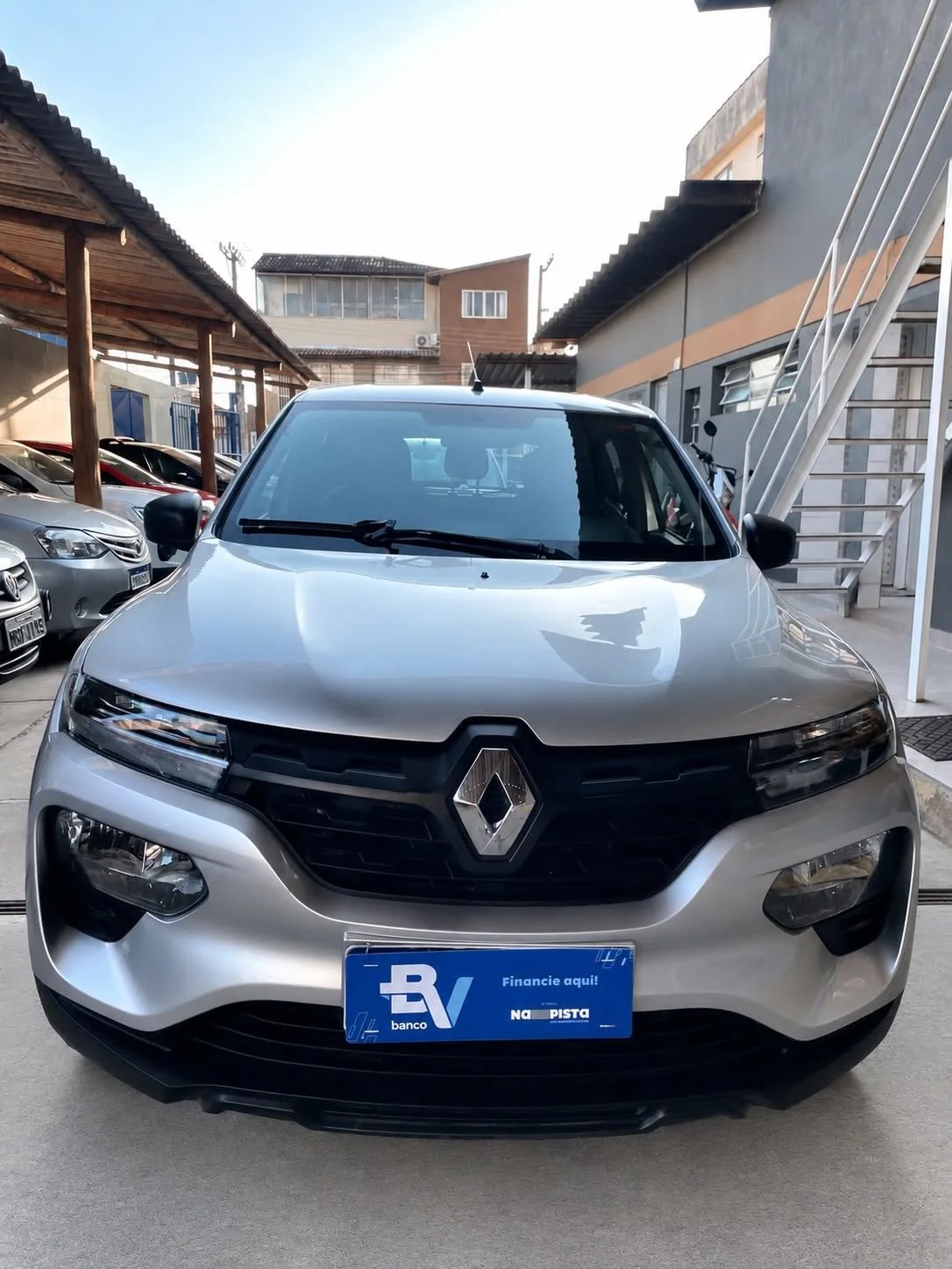 Renault KWID 1.0 ZEN, foto 2 de 15