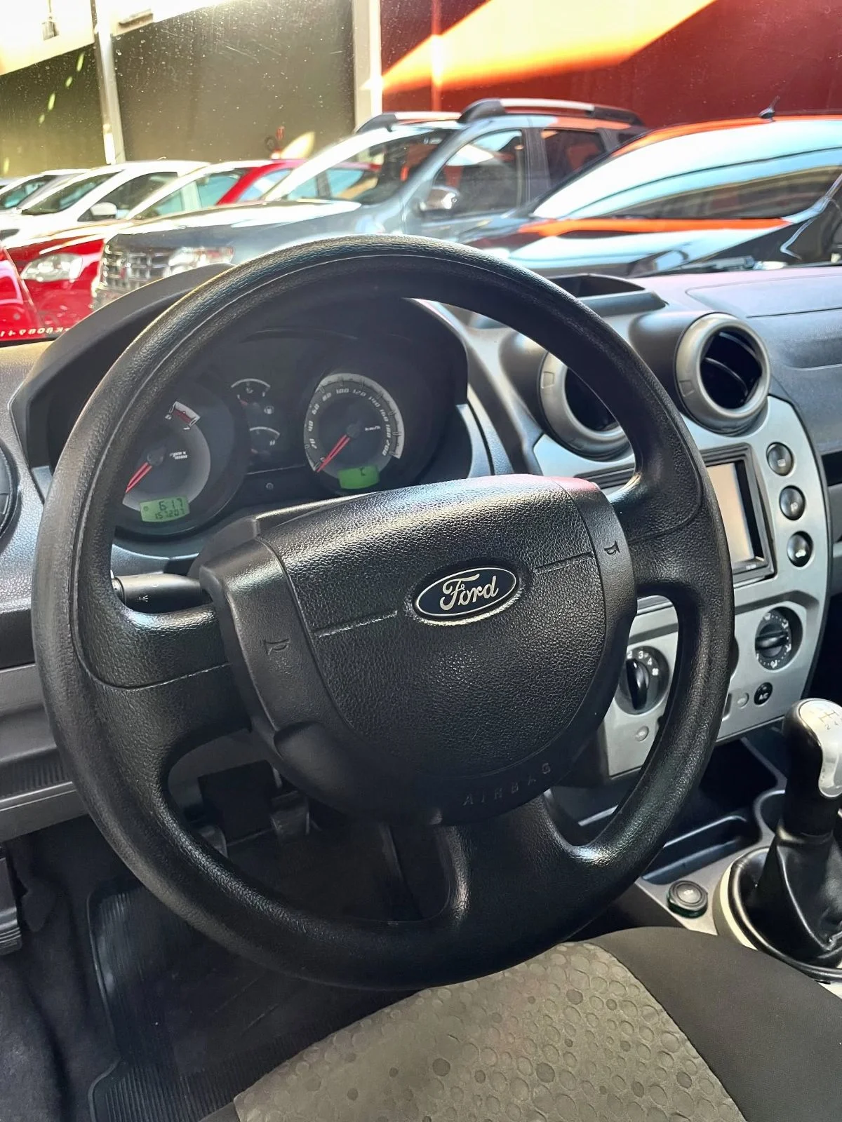 Ford FIESTA 1.0 FLEX, foto 7 de 12