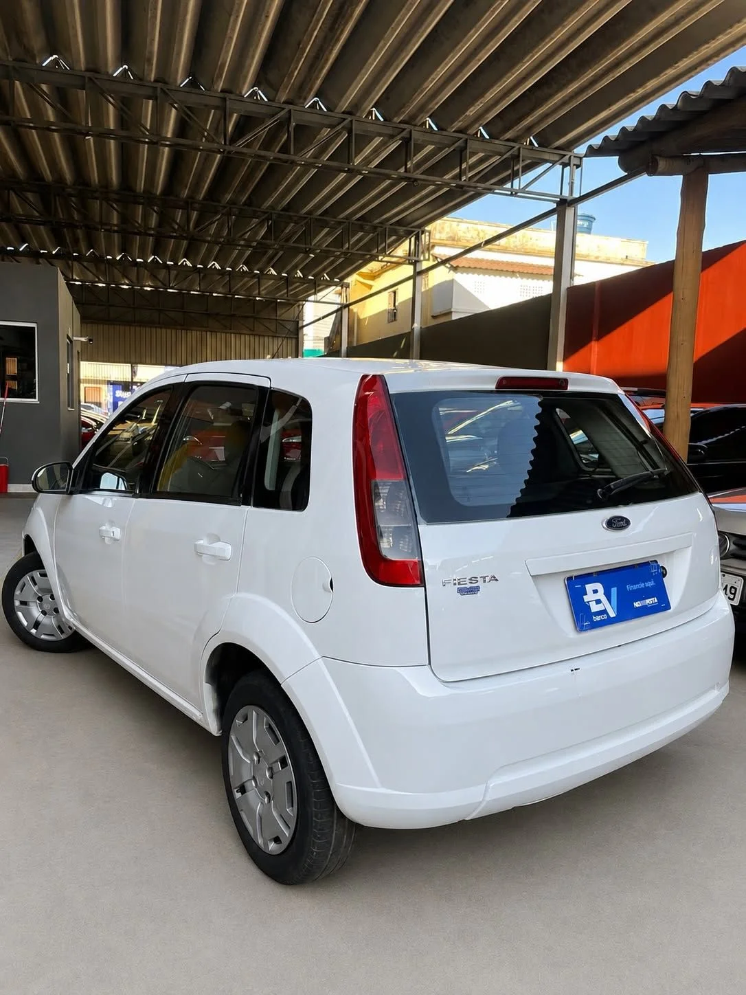 Ford FIESTA 1.0 FLEX, foto 4 de 12