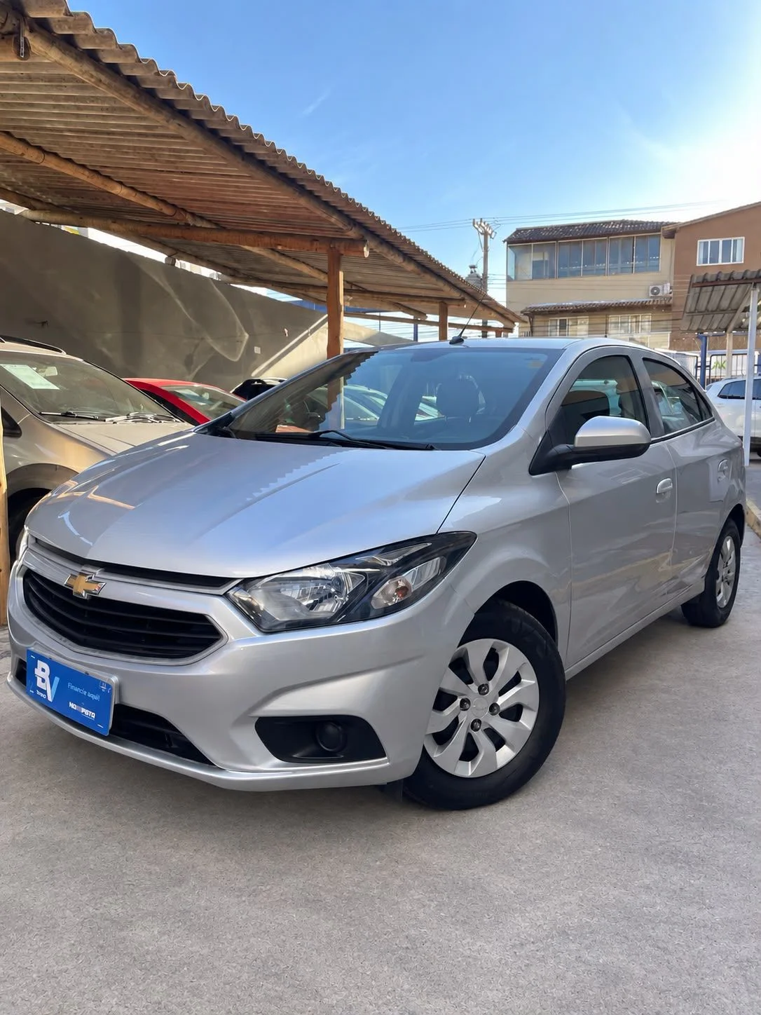 Chevrolet ONIX 1.0 LT, foto 3 de 16