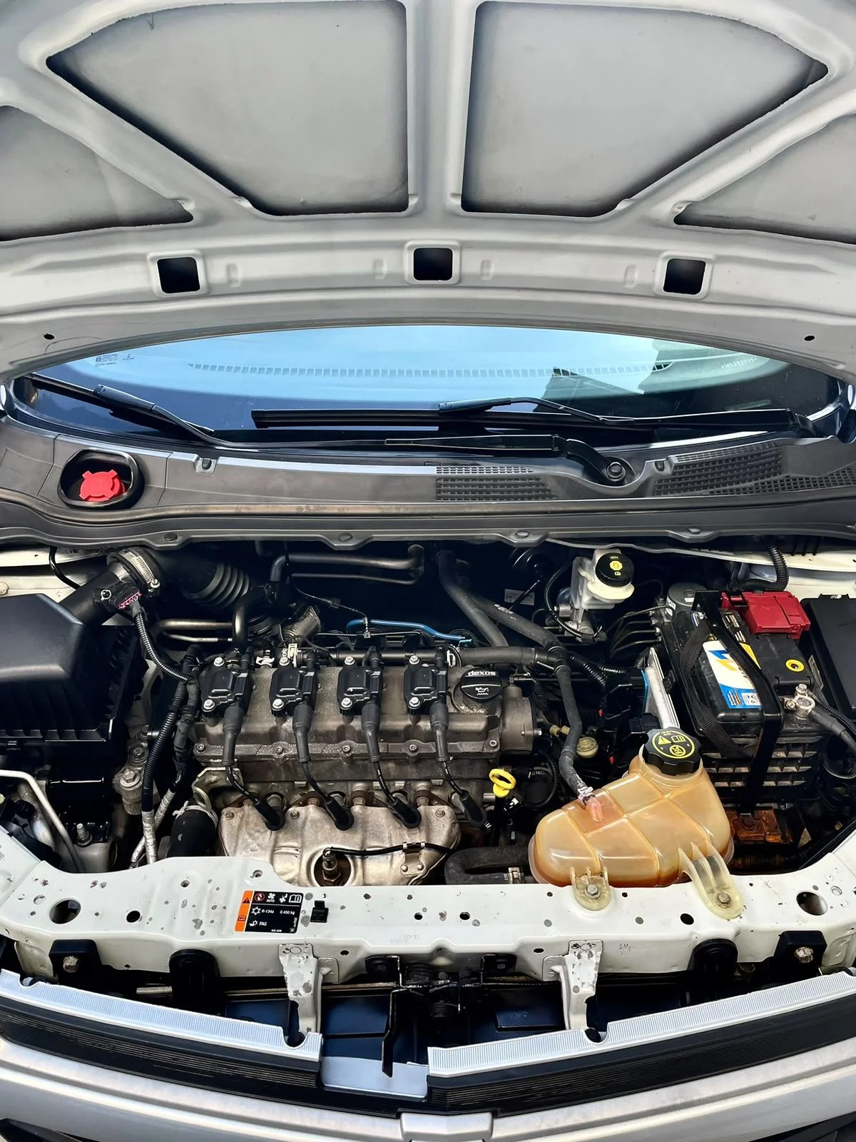 Chevrolet ONIX 1.0 LT, foto 7 de 16