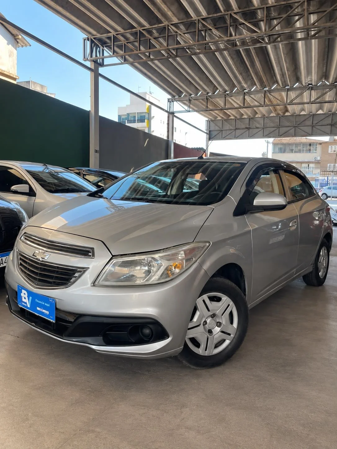 Chevrolet ONIX 1.0, foto 3 de 14