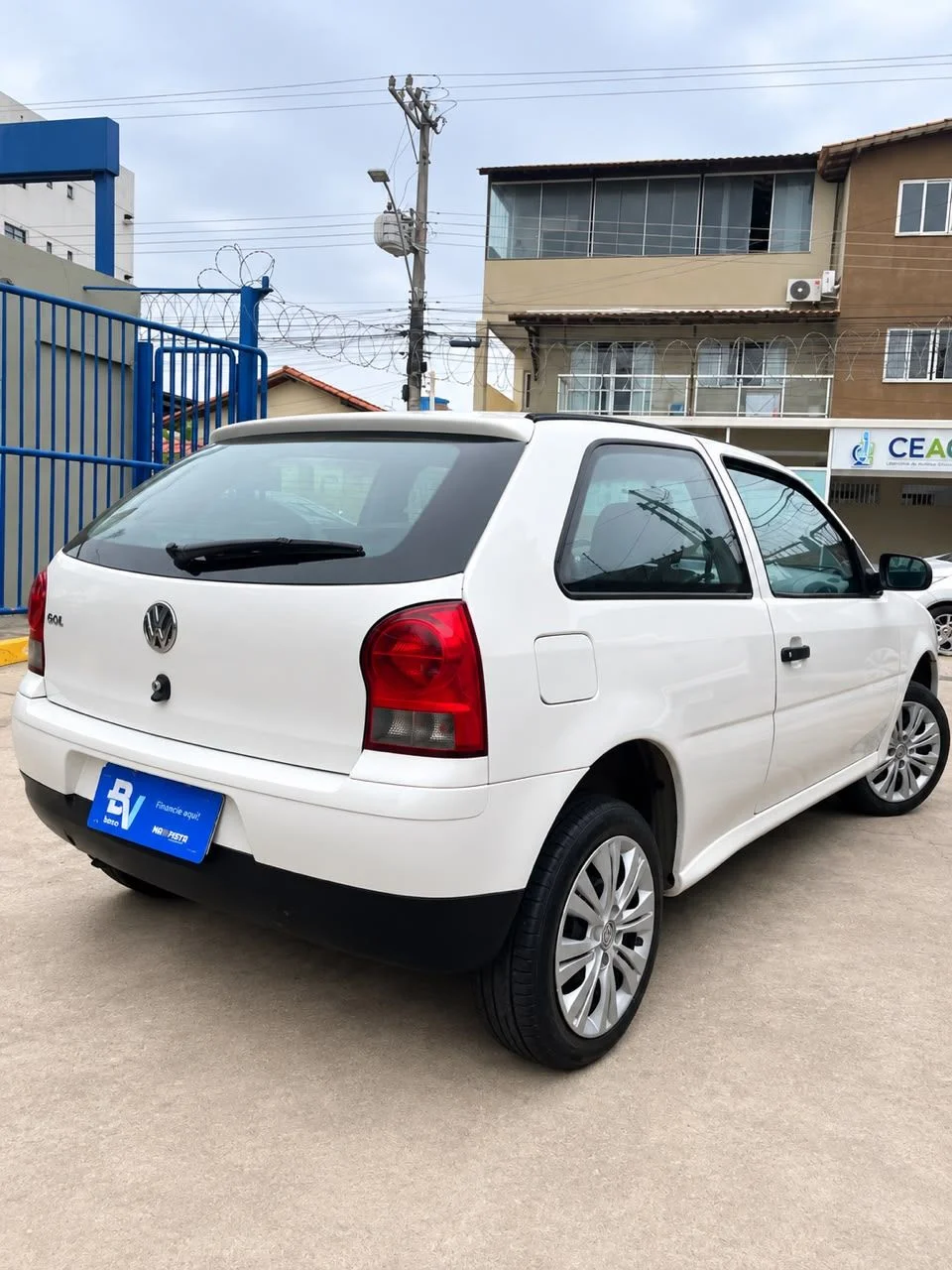 Volkswagen GOL 1.0, foto 6 de 15