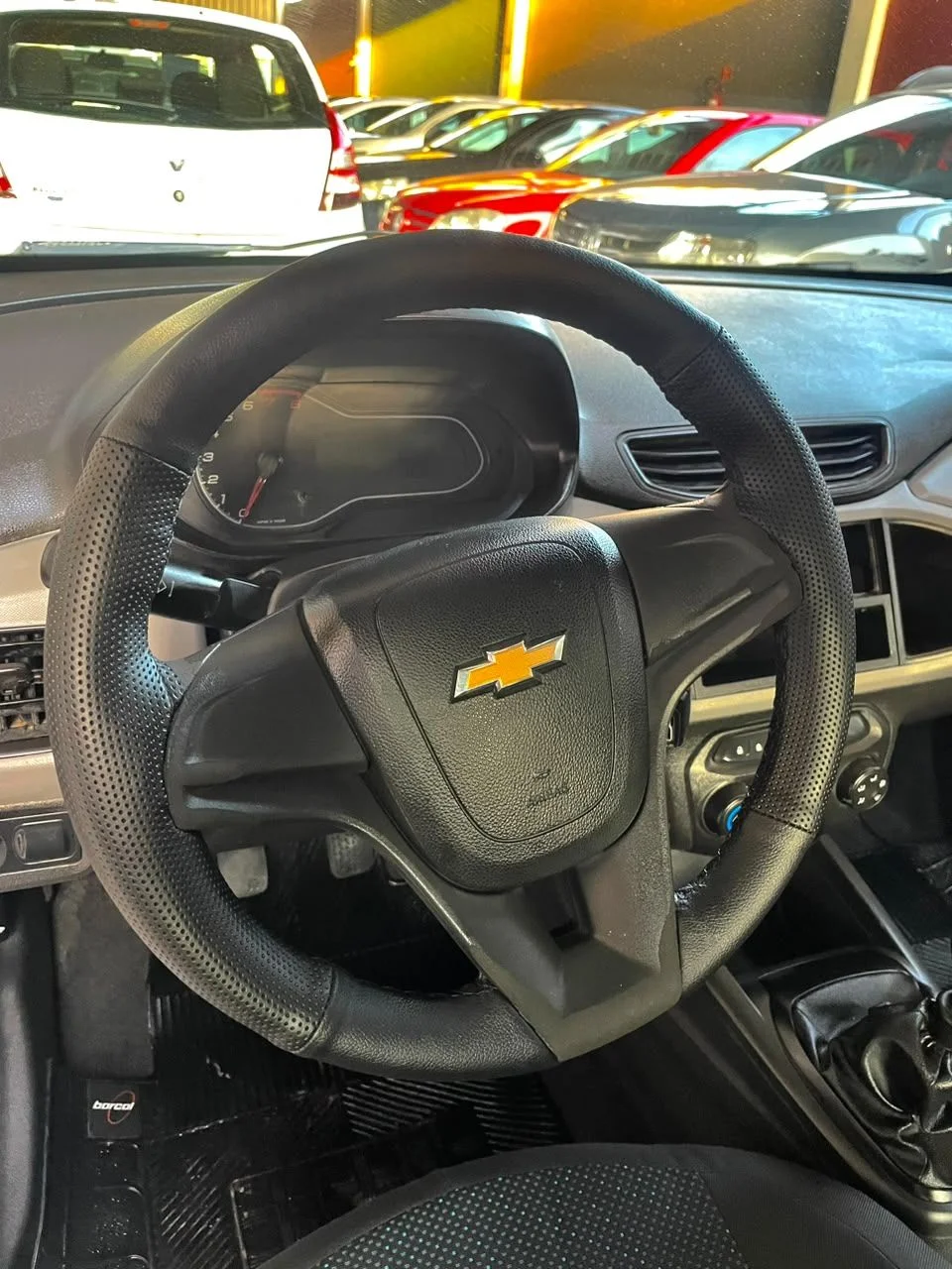 Chevrolet ONIX 1.0 MT JOY, foto 9 de 15