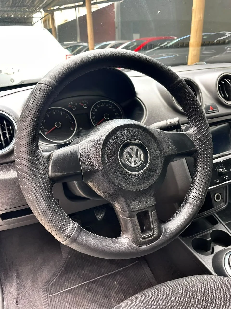Volkswagen VOYAGE 1.6 CITY, foto 11 de 17