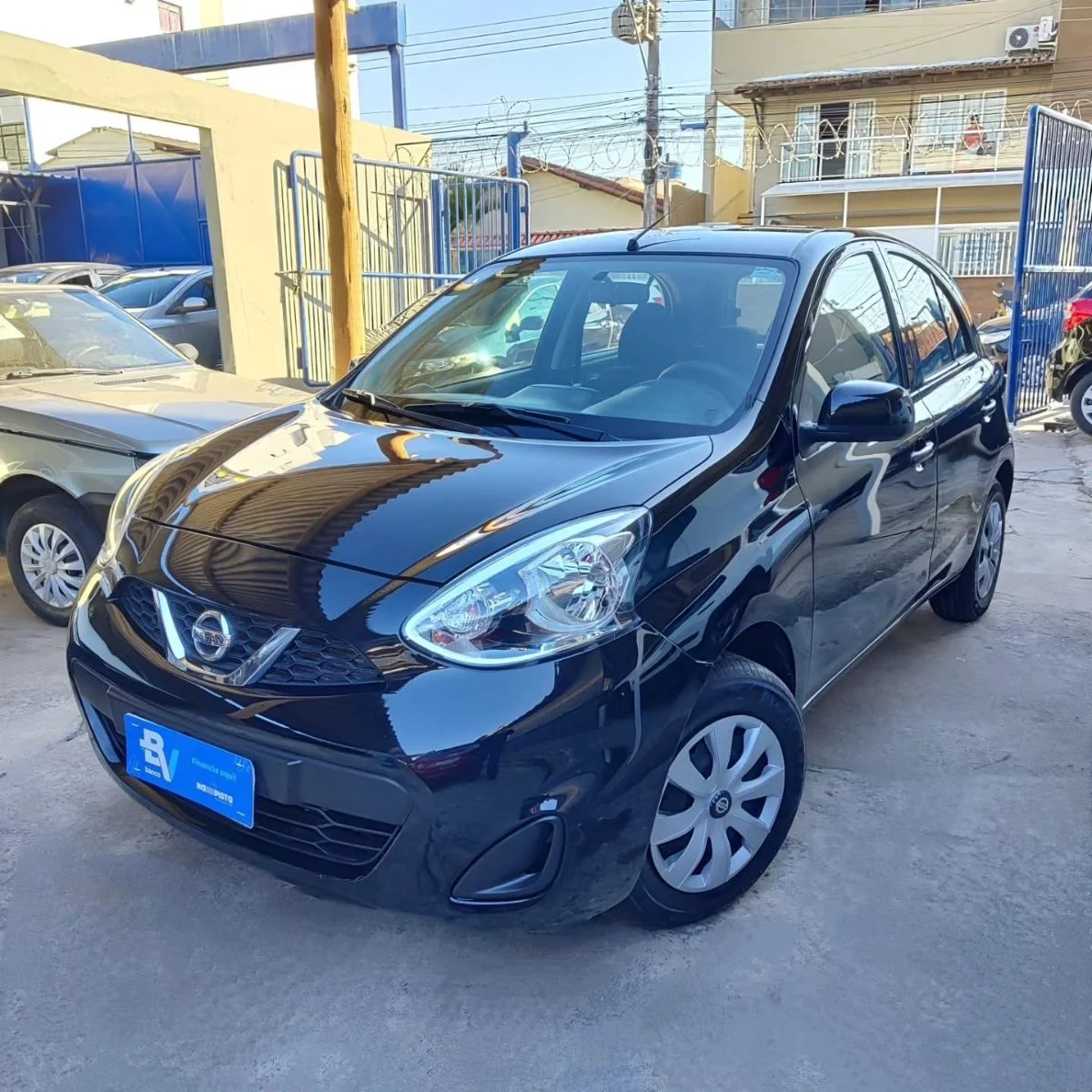 Nissan MARCH 1.6 SL FLEX, foto 2 de 7