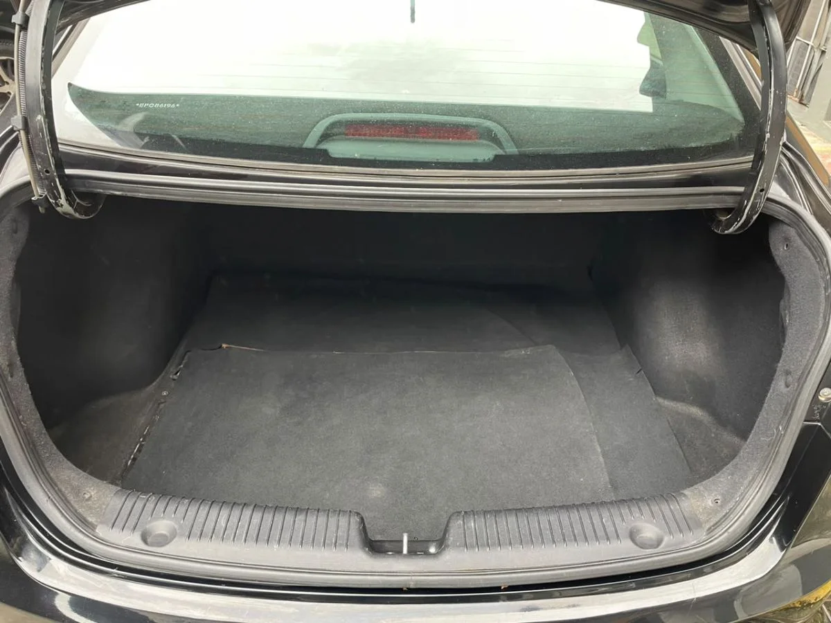 Hyundai HB20S 1.6, foto 8 de 15